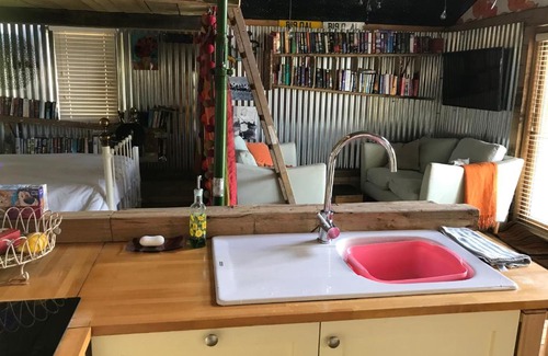 Haslemere Apartamento | The Wackery!