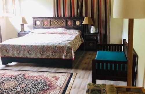 Kalam Cabina | The Walnut Heights