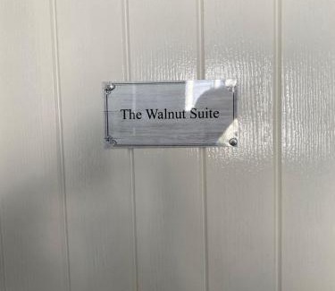 Stoke Apartamento | The Walnut Suite lovely one bedroom flat in Stoke.