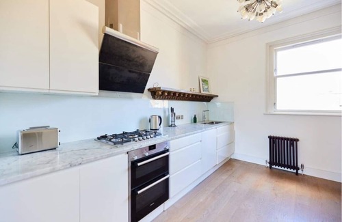 Harrow Road Apartamento | The Walterton Sanctuary - Bright 3bdr Flat