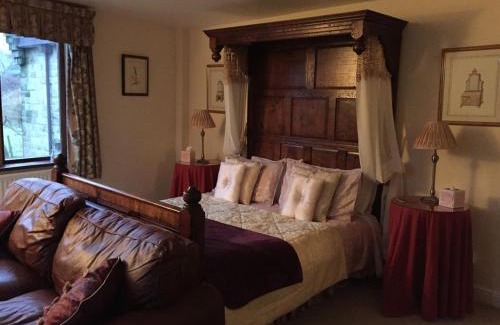 Birch Vale Cama Y Desayuno | The Waltzing Weasel B&B