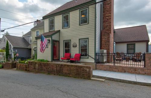 Blowing Rock Casa | The Wander Inn