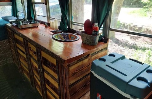 Belfair Casa | The Wanderbus in Elfendahl forest.