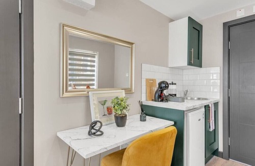 Shacklewell Apartamento | The Wanderlust Studio: Travelers' Haven