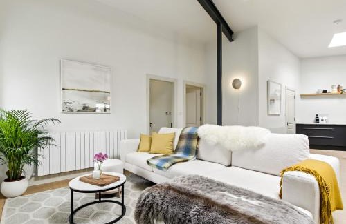 Clifden Casa | The Warehouse, Clifden