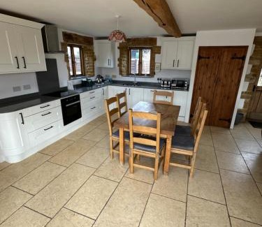 Bourton Casa | The Warren - Ash Farm Cotswolds