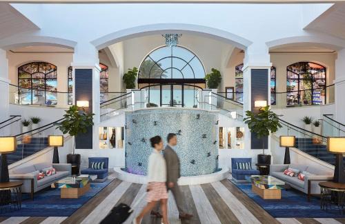 Huntington Beach Complejo | The Waterfront Beach Resort, A Hilton Hotel