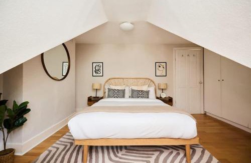 Archway Apartamento | The Waterlow Park Wonder - Trendy 2BDR with Study Room and Patio