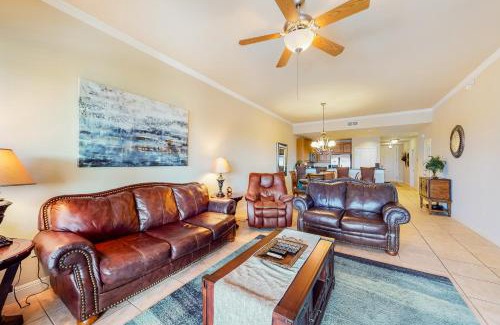 Horseshoe Bay Apartamento | The Waters Condo Building 3 - The Cape on the Lake