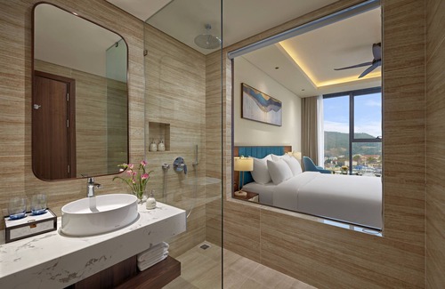 Bai Chay Hotel | THE WATSON PREMIUM HALONG HOTEL