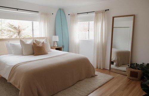 Beach Barber Tract Casa | The Wavehouse Walk To Beach Yard Bird Rock