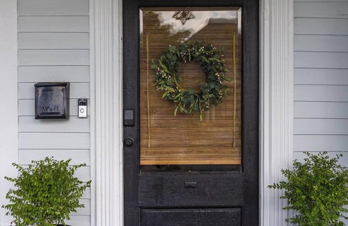 Columbus Casa | The Waverly House. A Vintage-Mod Bungalow in Columbus.