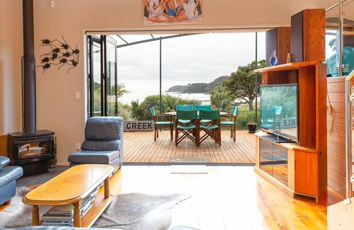 Matapouri Casa | The Waves at Sandy Bay