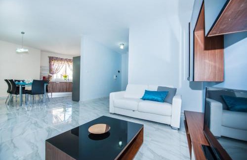 Marsaxlokk Apartamento | The Waves holiday apartment