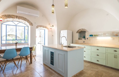 Artists Colony Casa | The Way Inn