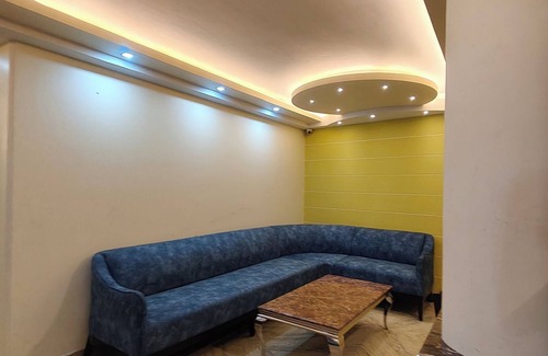 Shoghi Hotel | The waypointinn