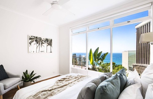 Whale Beach Casa | THE WEDGE by Palm Beach Holiday Rentals