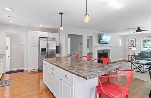 Norton Shores Casa | The Wendover