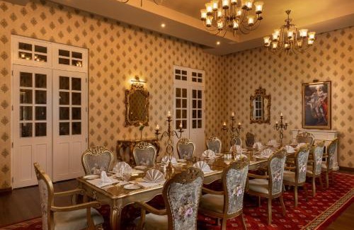 Nuwara Eliya Hotel | The Westbury Palace