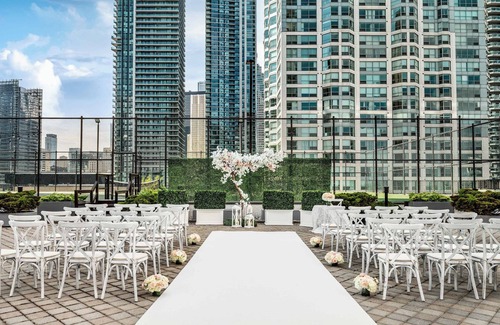 Central Waterfront Hotel | The Westin Harbour Castle, Toronto