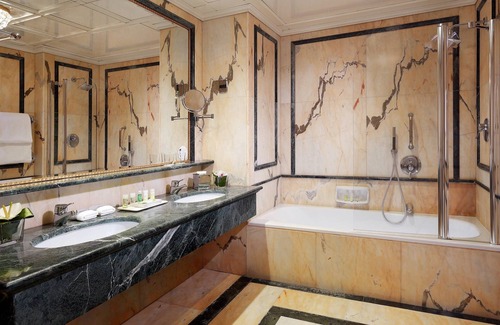Porta Nuova Hotel | The Westin Palace, Milan