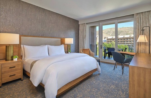 Avon Hotel | The Westin Riverfront Mountain Villas, Beaver Creek Mountain