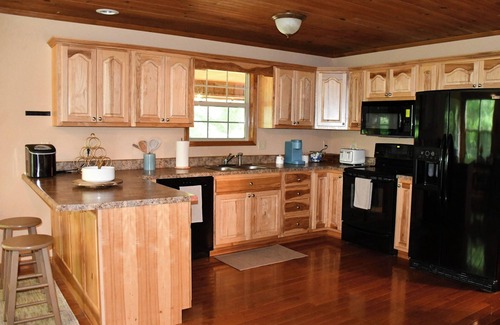 Byrdstown Casa | THE WHISPERING PINE AT DALE HOLLOW LAKE TN - LAKEHOUSE CLOSE TO 3 MARINAS