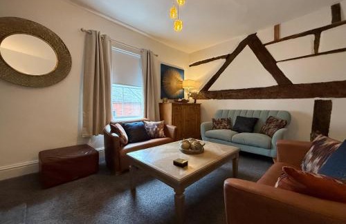 Whitchurch Apartamento | The Whitchurch Apartment- The Painted Rooms