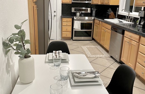 Camas Casa | The White Brick House in Camas