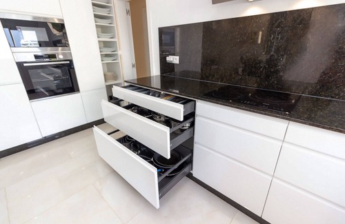 Playa Pobla de Farnals Apartamento | The White Apartment: Luxury, Beach and Design