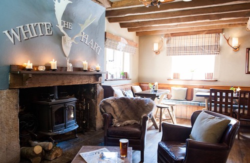 South Harting Hotel | The White Hart, South Harting