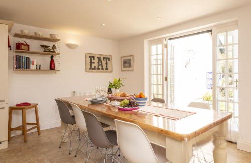West Lulworth Casa | The White House