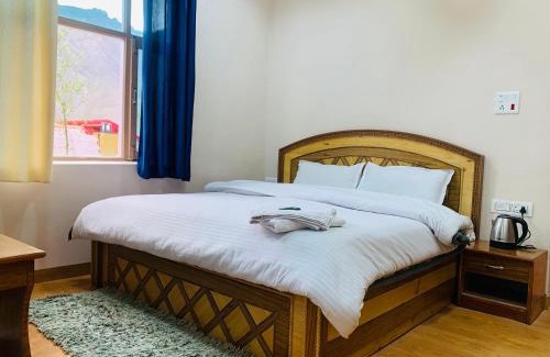 Spiti Hotel | The White Mountain Stays