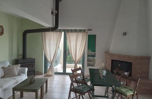 Ormilia Apartamento | The White Rabbit Guesthouse Eco-Lodge "Cosy Apartment"