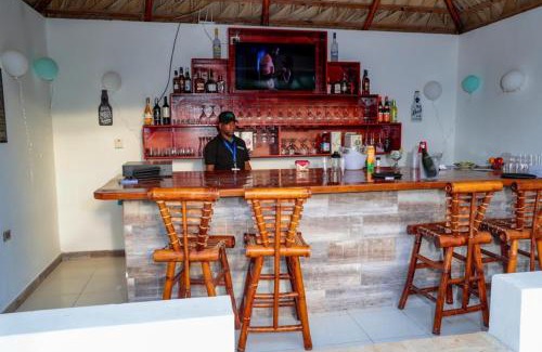 Guayacanes Cama Y Desayuno | The White Rock Hotel B&B