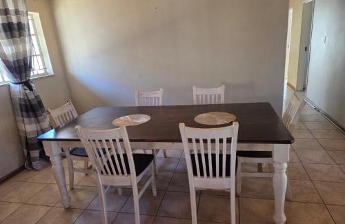 Ritchie Casa | The WhiteHouse FarmHouse Overnight Stay