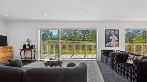 Lepperton Casa | The Whitehouse - Lepperton Holiday Home