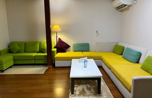 Kisarazu Casa | The whole building can be rented (only for guests) Long term welcome Outlet 7 min walk 11 people 1 bedding per person, no hassle Max 12 people, clean, spacious with Japanese style rooms 4 free parking spaces 4 bedrooms BBQ reservations possible