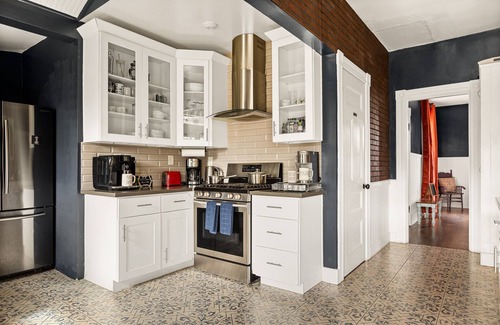 South Redlands Casa | The whole group will be comfortable in this spacious and unique space.