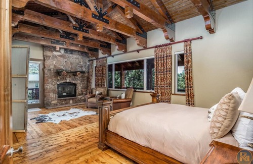 Alton Otro | The Wildflower Lodge Near Zion & Bryce 16+