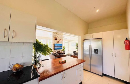 Suva Casa | *The Williamson House with Pool - Domain