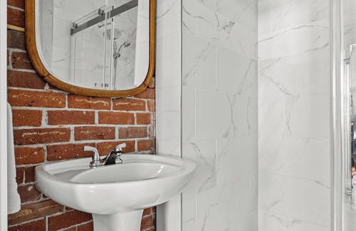 Downtown Halifax Apartamento | The Willis Suite steps from the waterfront