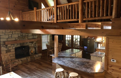 Wheeling Casa | The Willow Cabin - Luxury Cabin on the Creek cerca de las atracciones