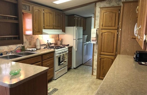 Valois Casa | Seneca Lake / Heart of Wine Trail / Hot Tub / 6 Private & Scenic Acres / Pets