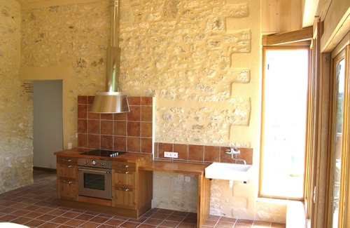 Saussignac Casa | The Wine Lodge, eco-lujo en un viñedo orgánico con piscina.