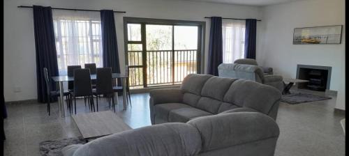 Port Edward Casa | The Wishing Well Guest House Self-Catering