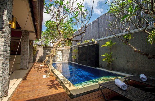 Sunset Road Villa | The Wolas Villa & Spa