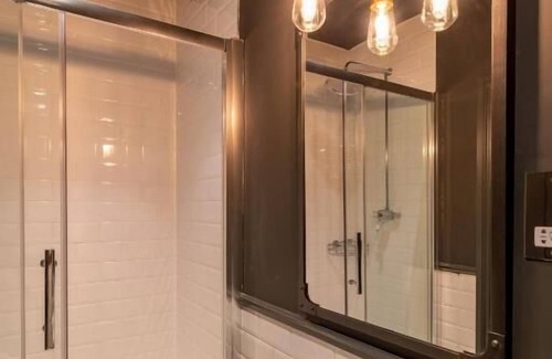 Fulham Broadway Hotel | The Wolfpack Inn