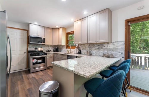 East Stroudsburg Casa | The Woodlands by Boutiq