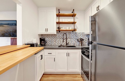 Big Bear Hotel | THE Woodside Cottage #2505